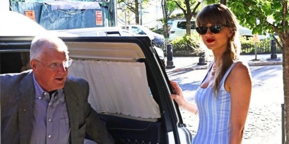 Taylor Swift Enjoys Heartwarming NYC Outing With Dad Scott Swift