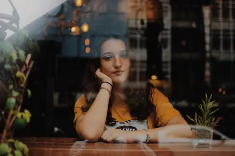 Why You Should Stop Holding Back When You Want to Cry